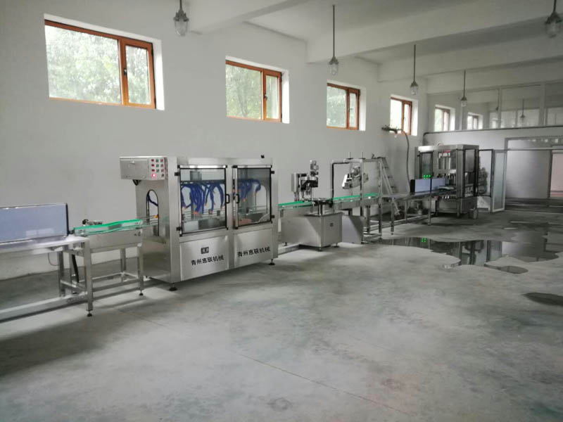 酒水灌裝生產線